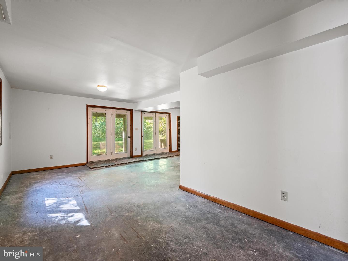 616 CHESTNUT LN, BERRYVILLE, Virginia 22611, 2 Bedrooms Bedrooms, ,3 BathroomsBathrooms,Residential,For sale,616 CHESTNUT LN,VACL2006096 MLS # VACL2006096
