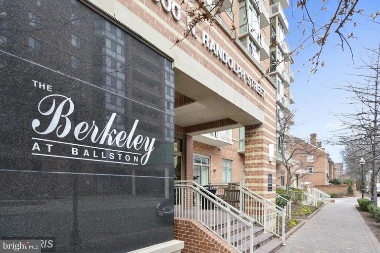 1000 N RANDOLPH ST #806, ARLINGTON, Virginia 22201, 1 Bedroom Bedrooms, ,1 BathroomBathrooms,Residential,For sale,1000 N RANDOLPH ST #806,VAAR2064138 MLS # VAAR2064138