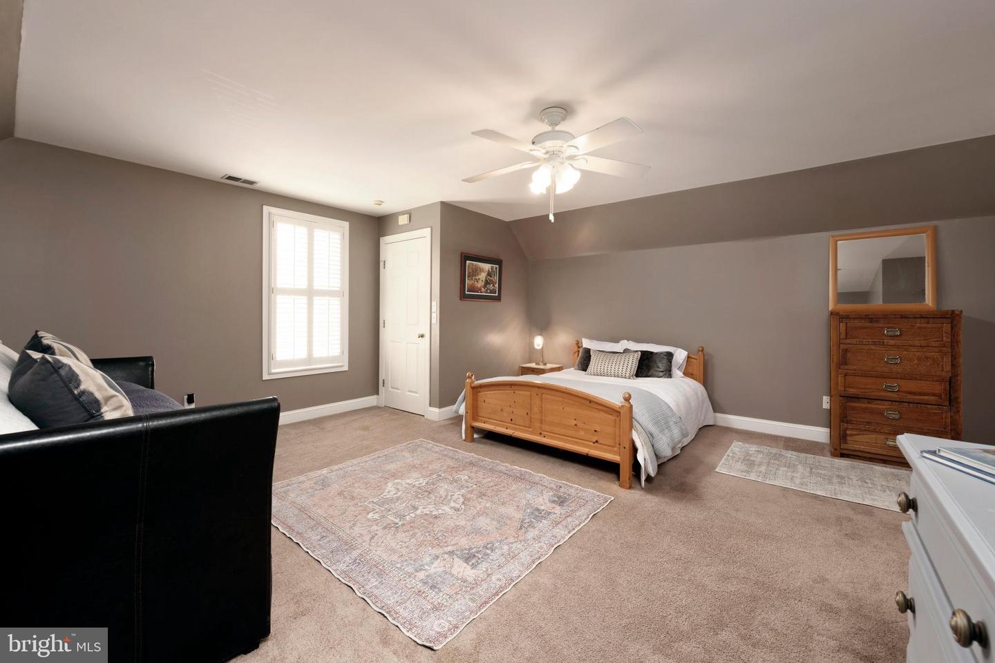 36775 LEITH LN, MIDDLEBURG, Virginia 20117, 4 Bedrooms Bedrooms, ,3 BathroomsBathrooms,Residential,For sale,36775 LEITH LN,VALO2107656 MLS # VALO2107656