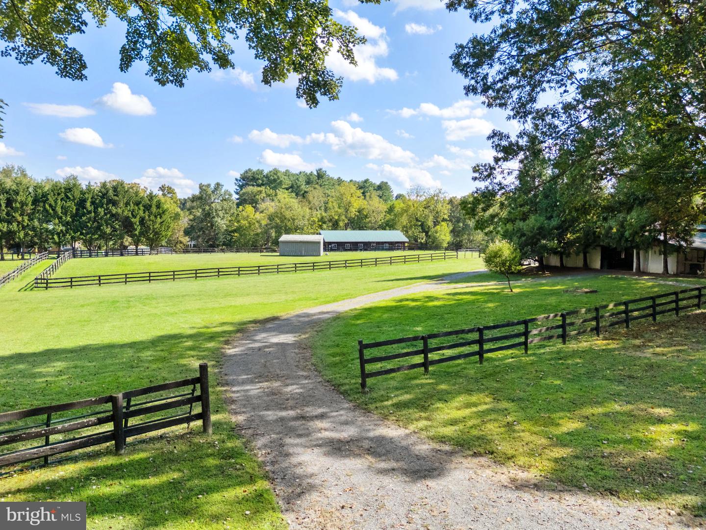 36775 LEITH LN, MIDDLEBURG, Virginia 20117, 4 Bedrooms Bedrooms, ,3 BathroomsBathrooms,Residential,For sale,36775 LEITH LN,VALO2107656 MLS # VALO2107656