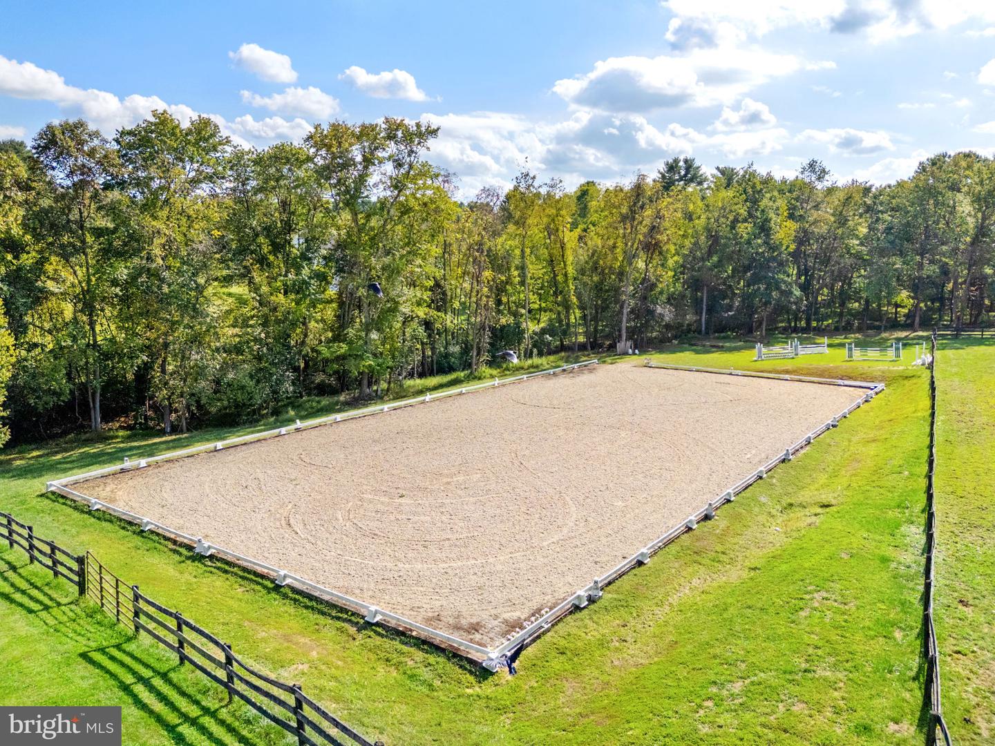 36775 LEITH LN, MIDDLEBURG, Virginia 20117, 4 Bedrooms Bedrooms, ,3 BathroomsBathrooms,Residential,For sale,36775 LEITH LN,VALO2107656 MLS # VALO2107656