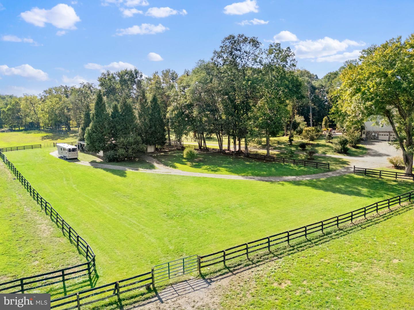 36775 LEITH LN, MIDDLEBURG, Virginia 20117, 4 Bedrooms Bedrooms, ,3 BathroomsBathrooms,Residential,For sale,36775 LEITH LN,VALO2107656 MLS # VALO2107656