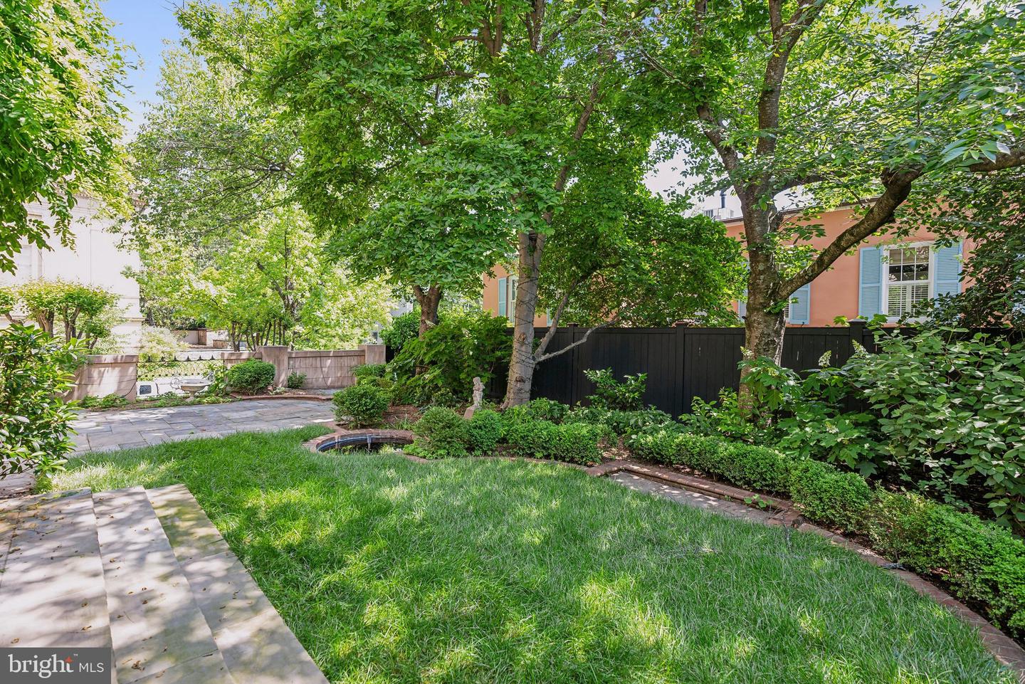 1527 35TH ST NW, WASHINGTON, District Of Columbia 20007, 8 Bedrooms Bedrooms, ,6 BathroomsBathrooms,Residential,For sale,1527 35TH ST NW,DCDC2224272 MLS # DCDC2224272