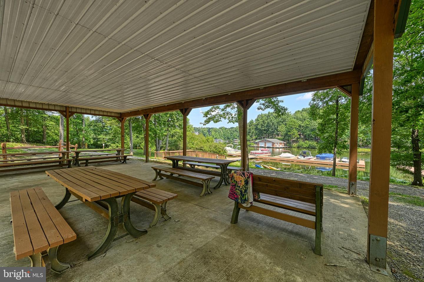 5 HUNT HAVEN, MINERAL, Virginia 23117, 4 Bedrooms Bedrooms, ,2 BathroomsBathrooms,Residential,For sale,5 HUNT HAVEN,VALA2008644 MLS # VALA2008644