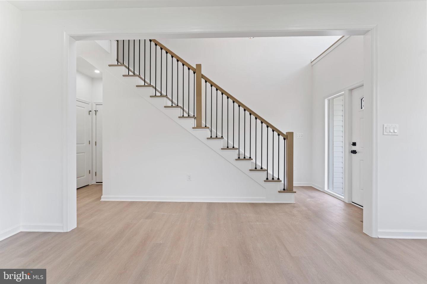 8111 OAK ST, MANASSAS, Virginia 20111, 4 Bedrooms Bedrooms, ,3 BathroomsBathrooms,Residential,For sale,8111 OAK ST,VAPW2104814 MLS # VAPW2104814