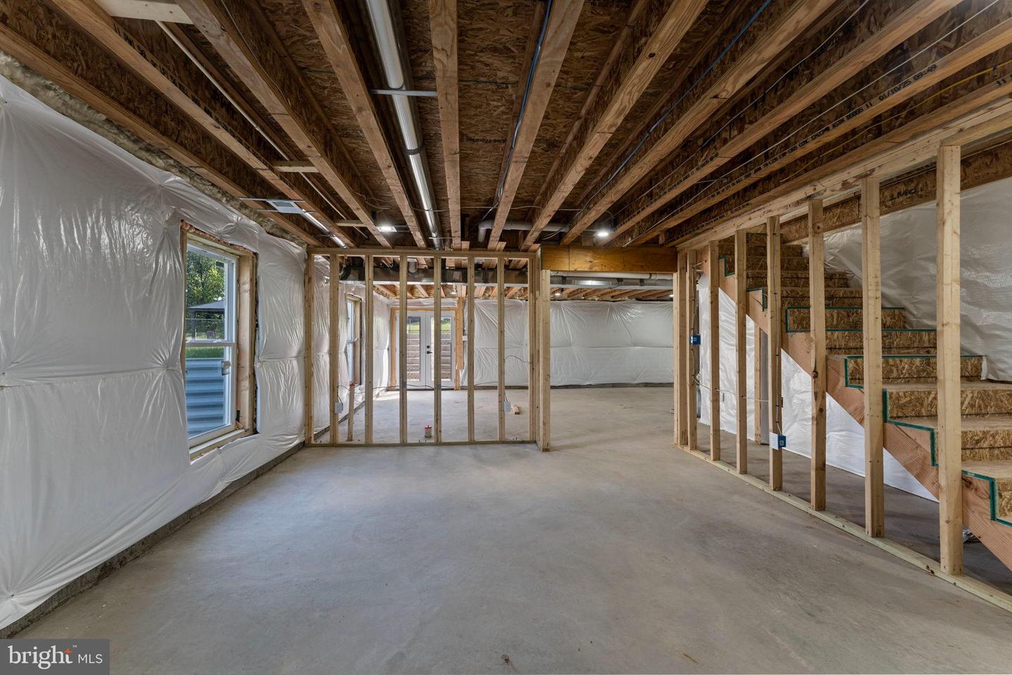 8111 OAK ST, MANASSAS, Virginia 20111, 4 Bedrooms Bedrooms, ,3 BathroomsBathrooms,Residential,For sale,8111 OAK ST,VAPW2104814 MLS # VAPW2104814