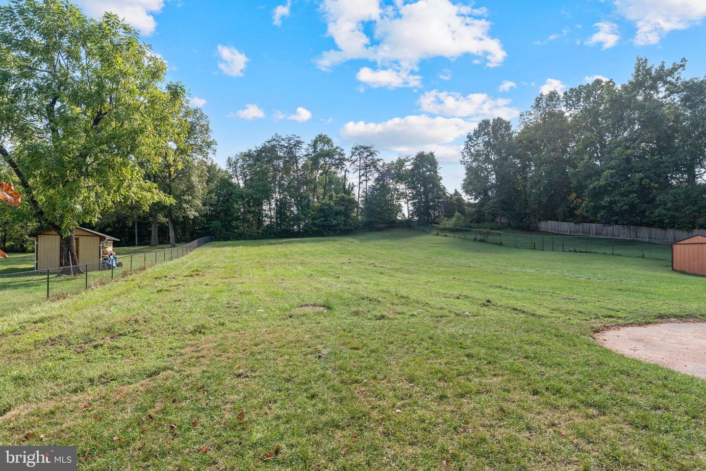 8111 OAK ST, MANASSAS, Virginia 20111, 4 Bedrooms Bedrooms, ,3 BathroomsBathrooms,Residential,For sale,8111 OAK ST,VAPW2104814 MLS # VAPW2104814