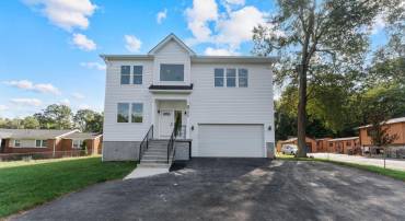 8111 OAK ST, MANASSAS, Virginia 20111, 4 Bedrooms Bedrooms, ,3 BathroomsBathrooms,Residential,For sale,8111 OAK ST,VAPW2104814 MLS # VAPW2104814