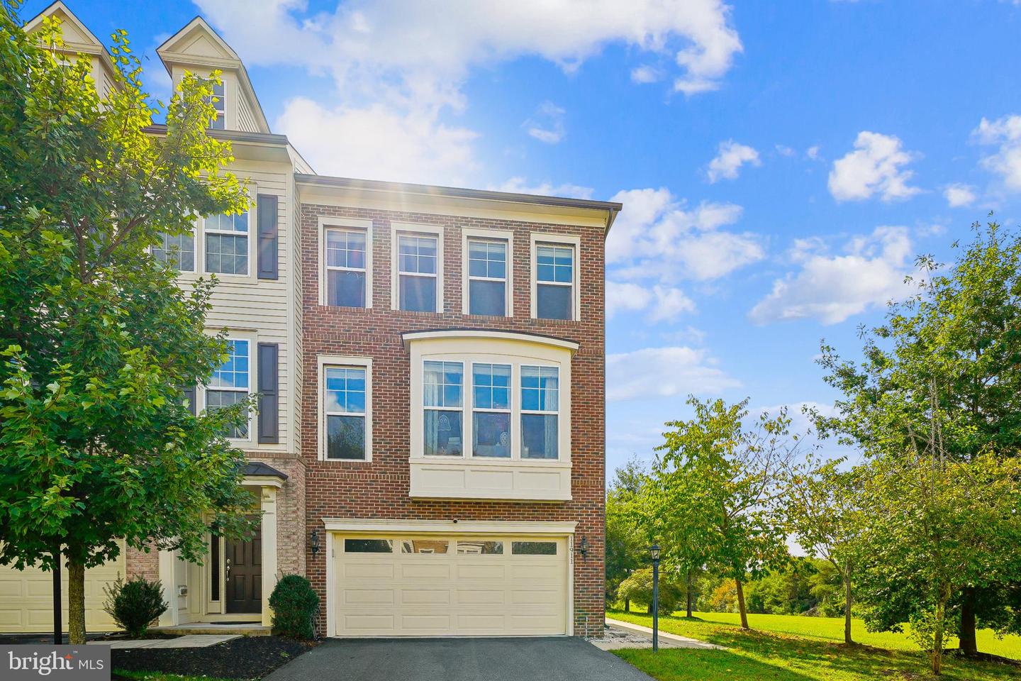 11911 WATERTON LAKE LN, BRISTOW, Virginia 20136, 3 Bedrooms Bedrooms, ,3 BathroomsBathrooms,Residential,For sale,11911 WATERTON LAKE LN,VAPW2104898 MLS # VAPW2104898