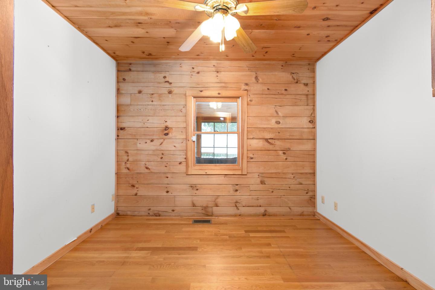 13328 GRANVIEW RD, KING GEORGE, Virginia 22485, 3 Bedrooms Bedrooms, ,3 BathroomsBathrooms,Residential,For sale,13328 GRANVIEW RD,VAKG2007082 MLS # VAKG2007082