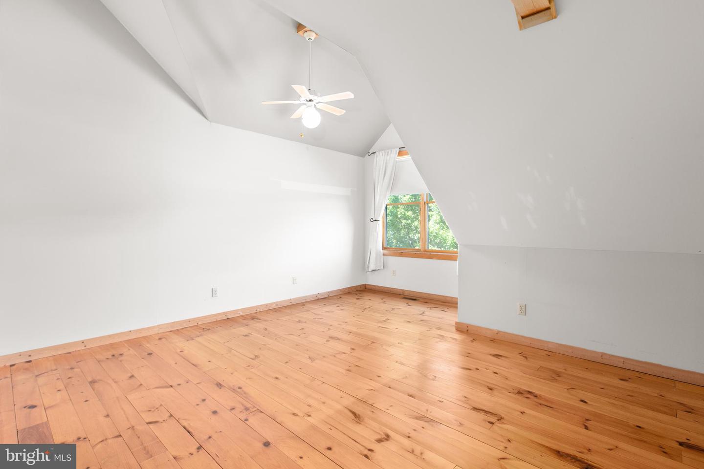 13328 GRANVIEW RD, KING GEORGE, Virginia 22485, 3 Bedrooms Bedrooms, ,3 BathroomsBathrooms,Residential,For sale,13328 GRANVIEW RD,VAKG2007082 MLS # VAKG2007082