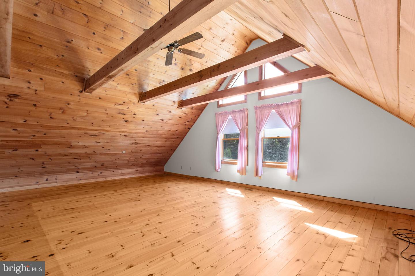 13328 GRANVIEW RD, KING GEORGE, Virginia 22485, 3 Bedrooms Bedrooms, ,3 BathroomsBathrooms,Residential,For sale,13328 GRANVIEW RD,VAKG2007082 MLS # VAKG2007082