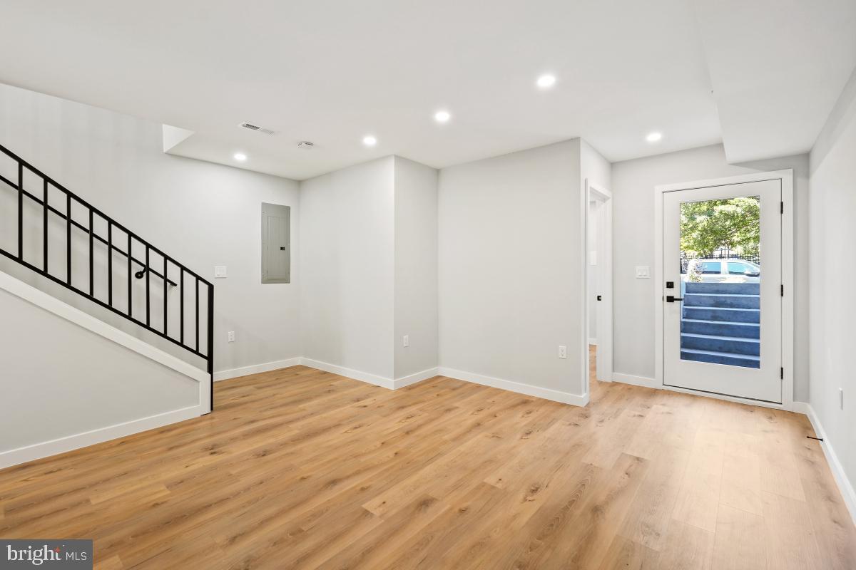 1511 WEST VIRGINIA AVE NE, WASHINGTON, District Of Columbia 20002, 5 Bedrooms Bedrooms, ,3 BathroomsBathrooms,Residential,For sale,1511 WEST VIRGINIA AVE NE,DCDC2224628 MLS # DCDC2224628