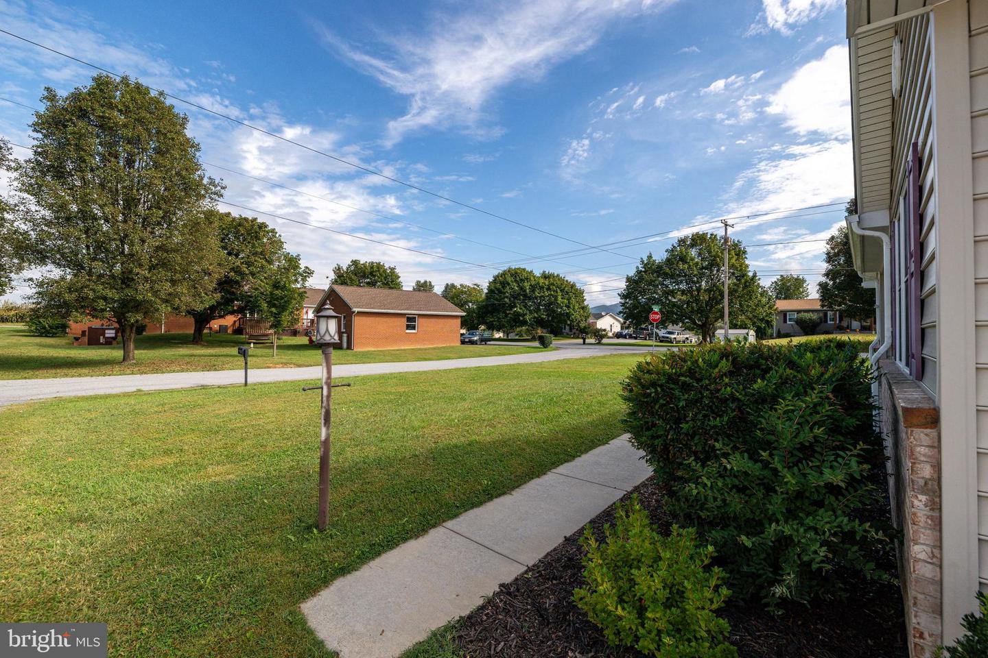 10 CUMBIA AVE, LURAY, Virginia 22835, 3 Bedrooms Bedrooms, ,2 BathroomsBathrooms,Residential,For sale,10 CUMBIA AVE,VAPA2005420 MLS # VAPA2005420