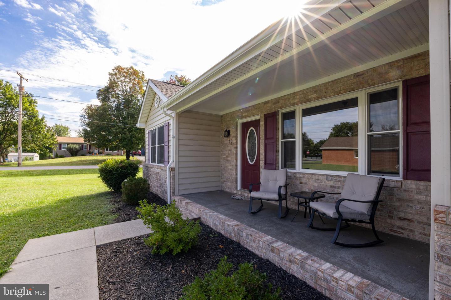 10 CUMBIA AVE, LURAY, Virginia 22835, 3 Bedrooms Bedrooms, ,2 BathroomsBathrooms,Residential,For sale,10 CUMBIA AVE,VAPA2005420 MLS # VAPA2005420
