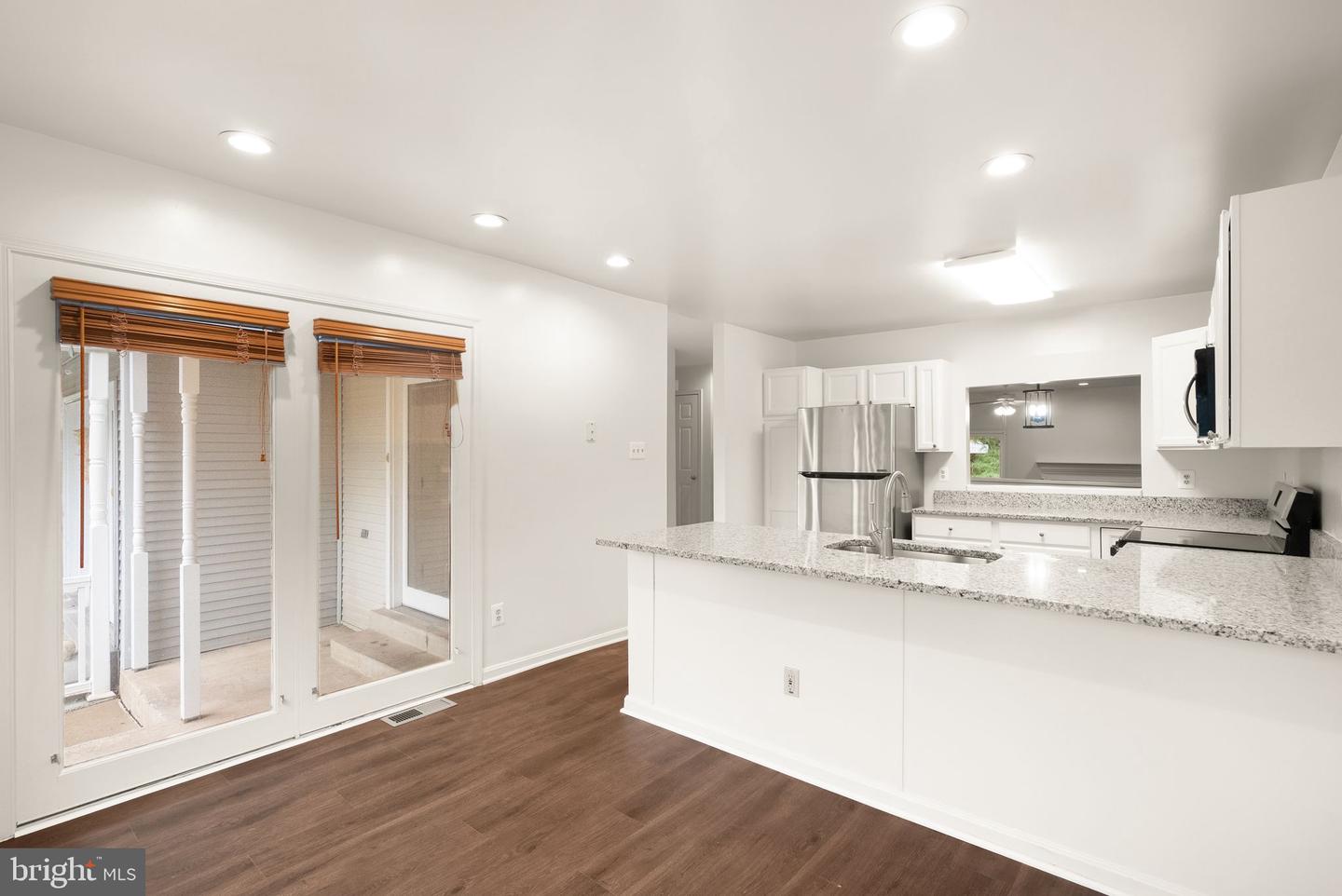4758 WARM HEARTH CIR, FAIRFAX, Virginia 22033, 3 Bedrooms Bedrooms, ,2 BathroomsBathrooms,Residential,For sale,4758 WARM HEARTH CIR,VAFX2269804 MLS # VAFX2269804