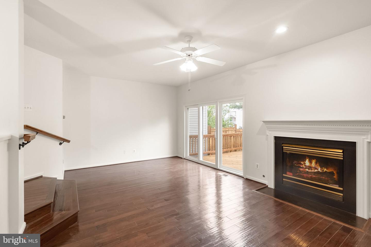 4758 WARM HEARTH CIR, FAIRFAX, Virginia 22033, 3 Bedrooms Bedrooms, ,2 BathroomsBathrooms,Residential,For sale,4758 WARM HEARTH CIR,VAFX2269804 MLS # VAFX2269804