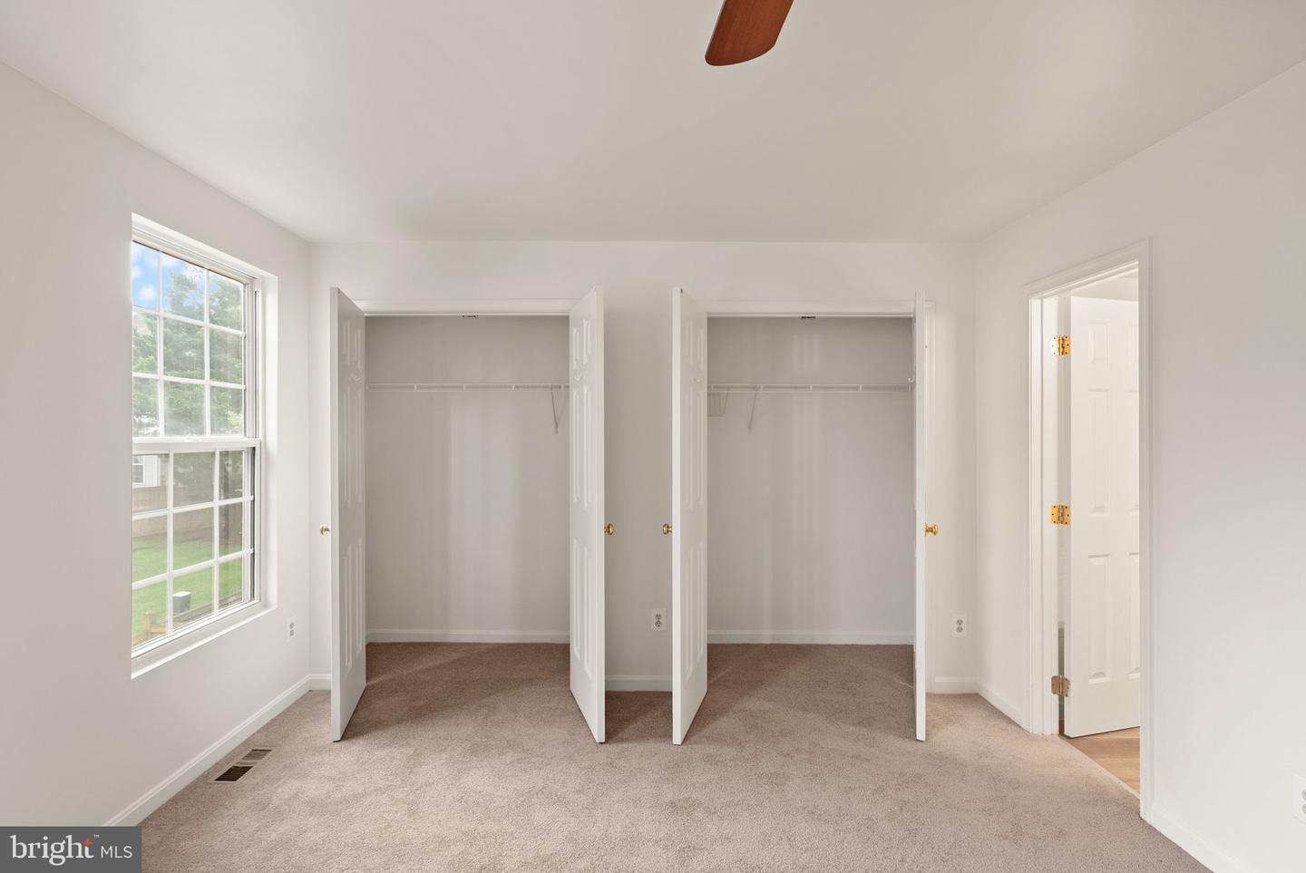 4758 WARM HEARTH CIR, FAIRFAX, Virginia 22033, 3 Bedrooms Bedrooms, ,2 BathroomsBathrooms,Residential,For sale,4758 WARM HEARTH CIR,VAFX2269804 MLS # VAFX2269804