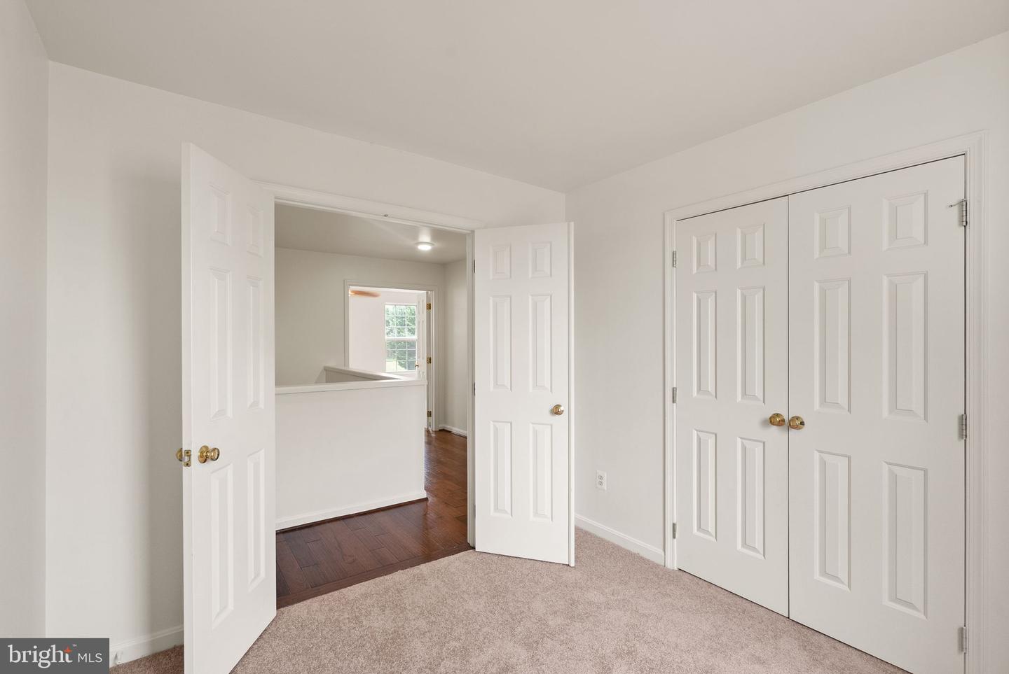 4758 WARM HEARTH CIR, FAIRFAX, Virginia 22033, 3 Bedrooms Bedrooms, ,2 BathroomsBathrooms,Residential,For sale,4758 WARM HEARTH CIR,VAFX2269804 MLS # VAFX2269804