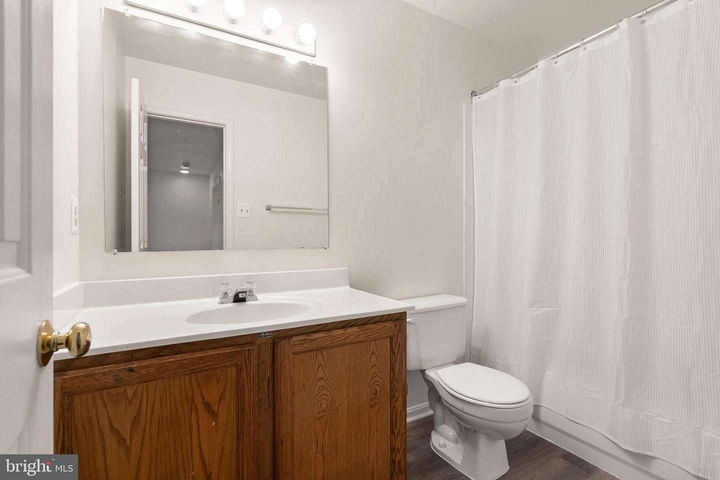 4758 WARM HEARTH CIR, FAIRFAX, Virginia 22033, 3 Bedrooms Bedrooms, ,2 BathroomsBathrooms,Residential,For sale,4758 WARM HEARTH CIR,VAFX2269804 MLS # VAFX2269804