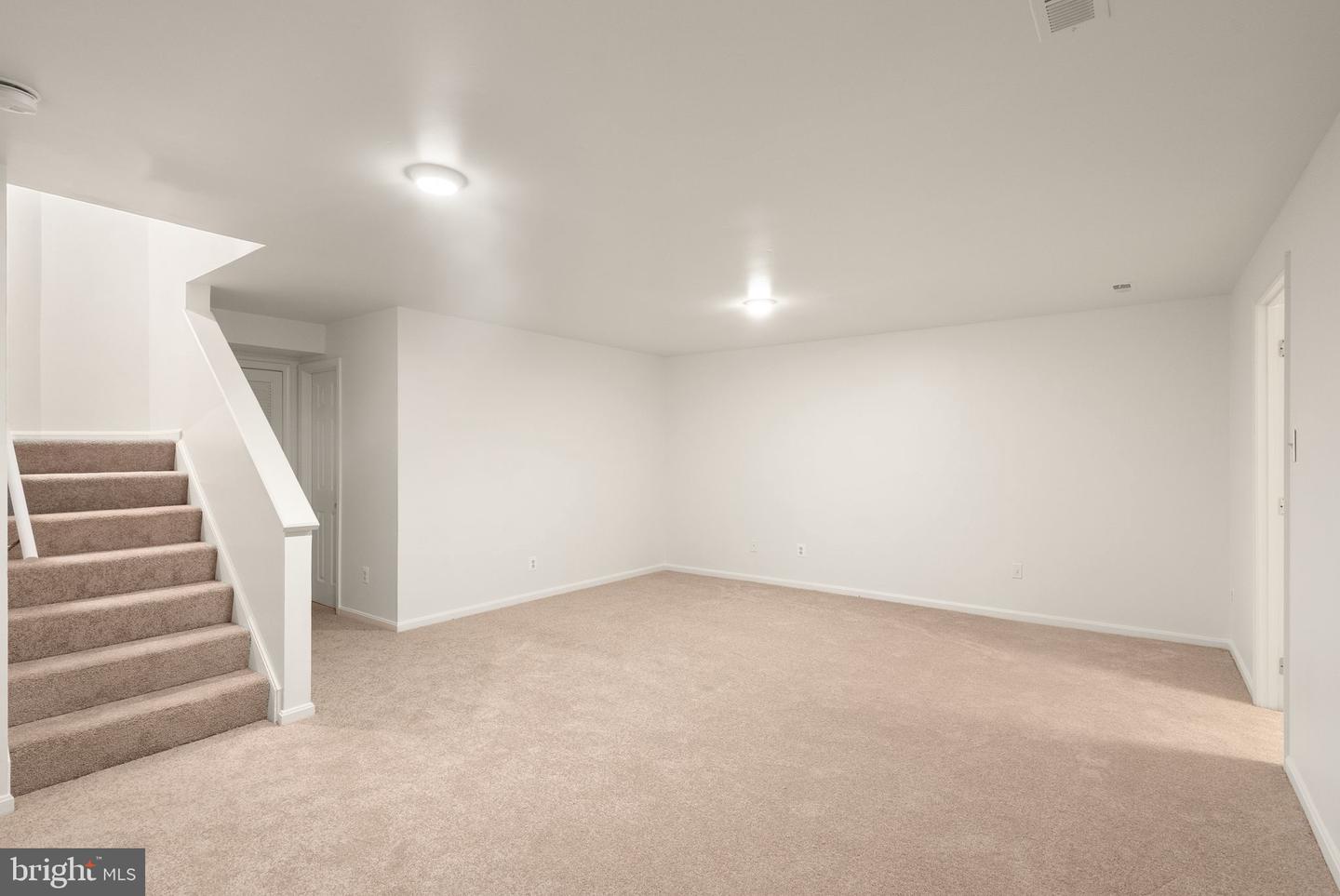 4758 WARM HEARTH CIR, FAIRFAX, Virginia 22033, 3 Bedrooms Bedrooms, ,2 BathroomsBathrooms,Residential,For sale,4758 WARM HEARTH CIR,VAFX2269804 MLS # VAFX2269804