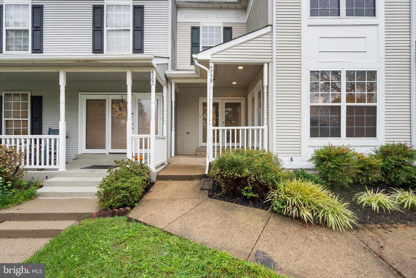 4758 WARM HEARTH CIR, FAIRFAX, Virginia 22033, 3 Bedrooms Bedrooms, ,2 BathroomsBathrooms,Residential,For sale,4758 WARM HEARTH CIR,VAFX2269804 MLS # VAFX2269804