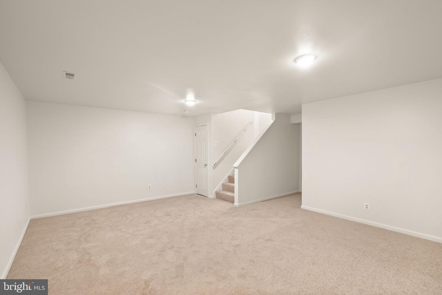 4758 WARM HEARTH CIR, FAIRFAX, Virginia 22033, 3 Bedrooms Bedrooms, ,2 BathroomsBathrooms,Residential,For sale,4758 WARM HEARTH CIR,VAFX2269804 MLS # VAFX2269804