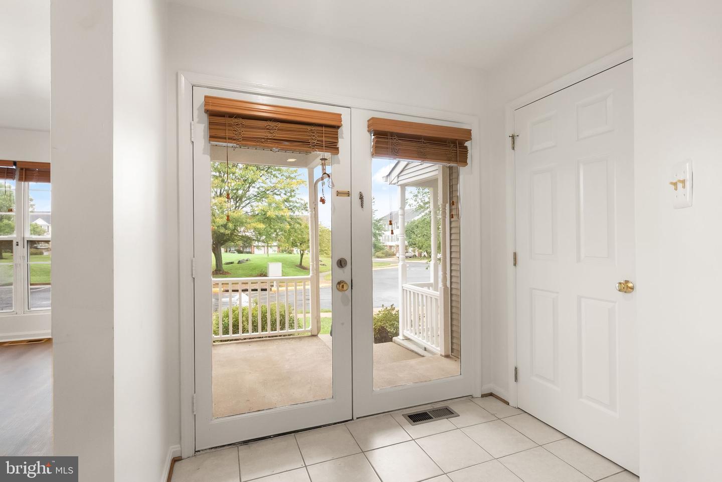 4758 WARM HEARTH CIR, FAIRFAX, Virginia 22033, 3 Bedrooms Bedrooms, ,2 BathroomsBathrooms,Residential,For sale,4758 WARM HEARTH CIR,VAFX2269804 MLS # VAFX2269804