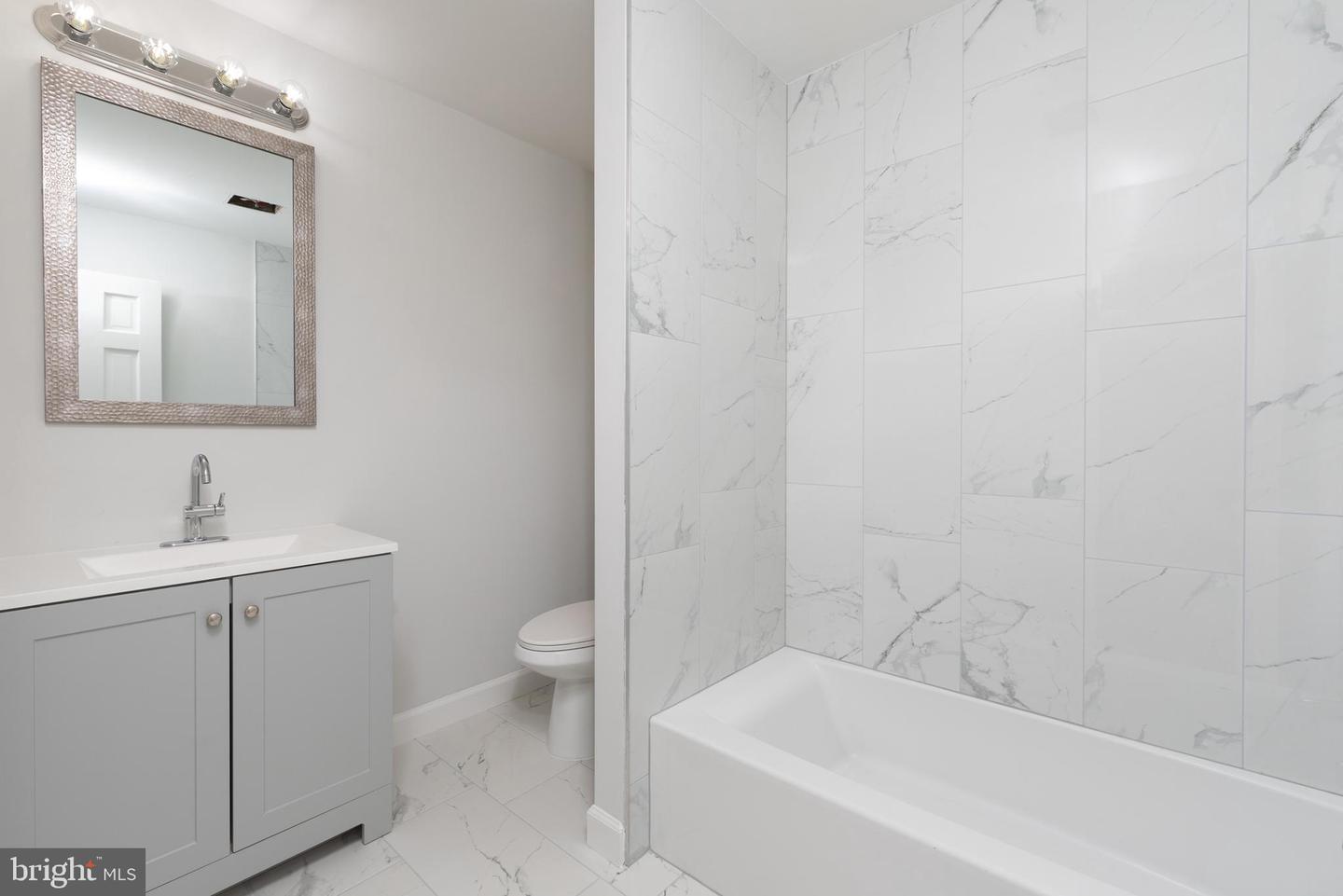 715 AZALEA AVE, RICHMOND, Virginia 23227, 3 Bedrooms Bedrooms, ,2 BathroomsBathrooms,Residential,For sale,715 AZALEA AVE,VAHN2001084 MLS # VAHN2001084