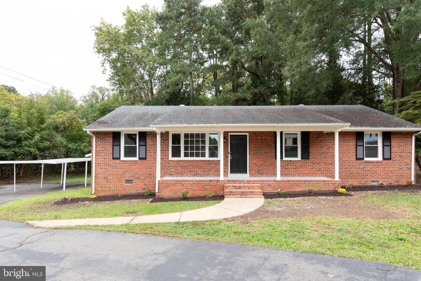 715 AZALEA AVE, RICHMOND, Virginia 23227, 3 Bedrooms Bedrooms, ,2 BathroomsBathrooms,Residential,For sale,715 AZALEA AVE,VAHN2001084 MLS # VAHN2001084