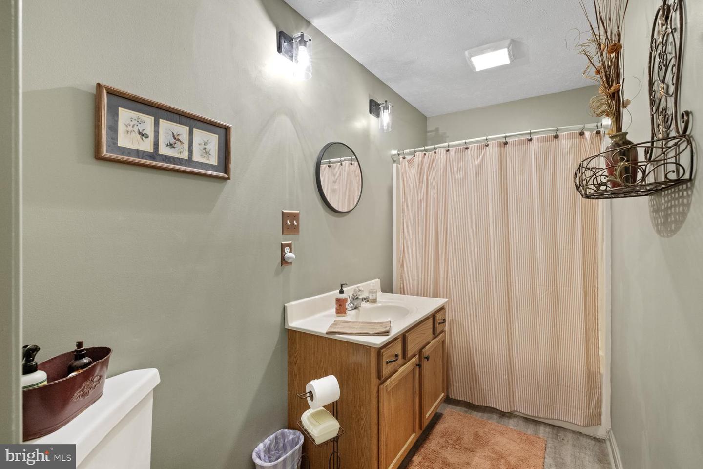 2891 SAUMSVILLE RD, MAURERTOWN, Virginia 22644, 4 Bedrooms Bedrooms, ,5 BathroomsBathrooms,Residential,For sale,2891 SAUMSVILLE RD,VASH2012650 MLS # VASH2012650