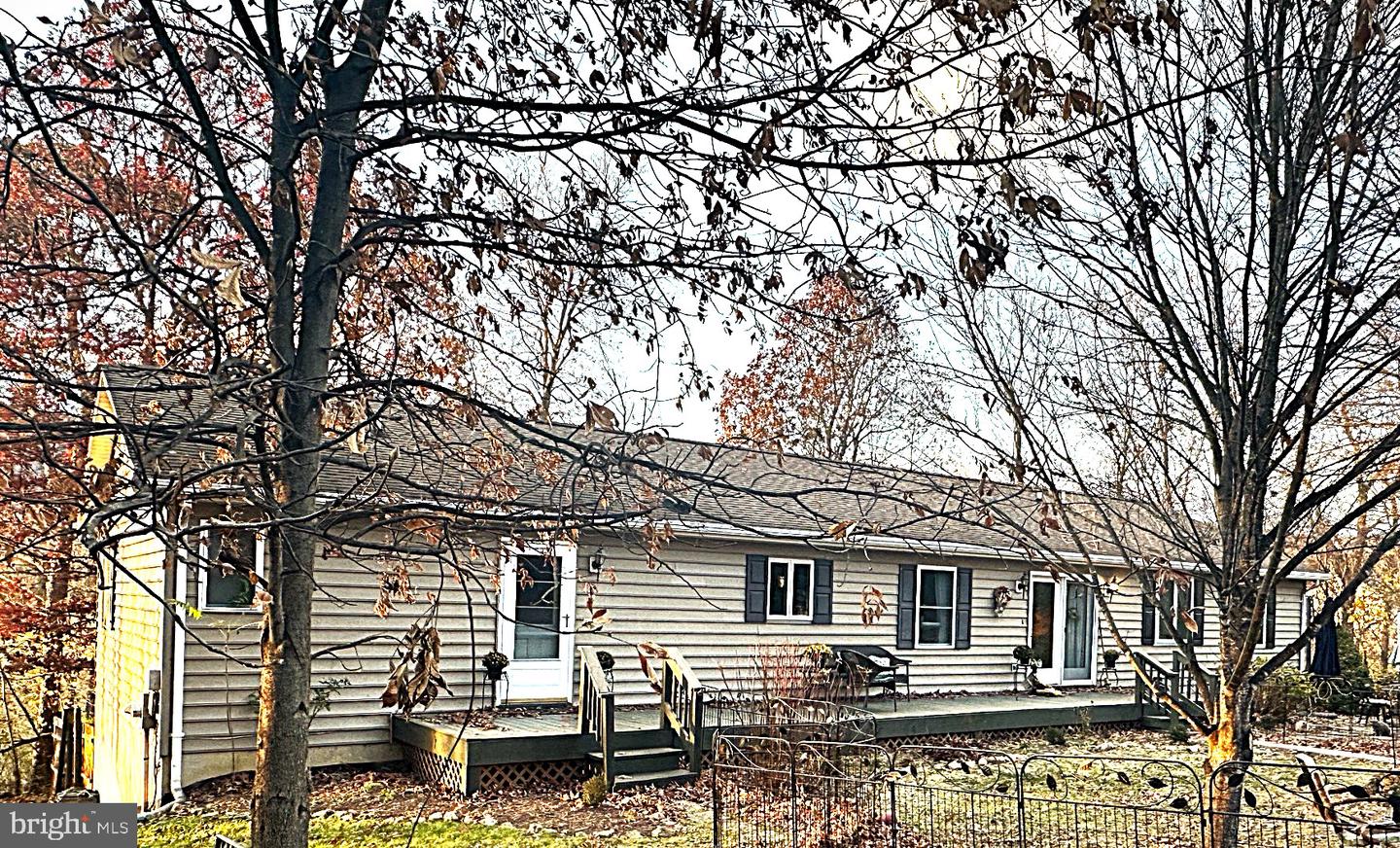 2891 SAUMSVILLE RD, MAURERTOWN, Virginia 22644, 4 Bedrooms Bedrooms, ,5 BathroomsBathrooms,Residential,For sale,2891 SAUMSVILLE RD,VASH2012650 MLS # VASH2012650