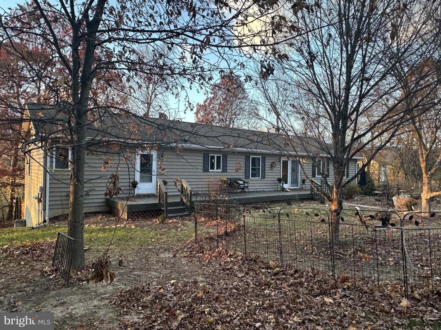 2891 SAUMSVILLE RD, MAURERTOWN, Virginia 22644, 4 Bedrooms Bedrooms, ,5 BathroomsBathrooms,Residential,For sale,2891 SAUMSVILLE RD,VASH2012650 MLS # VASH2012650