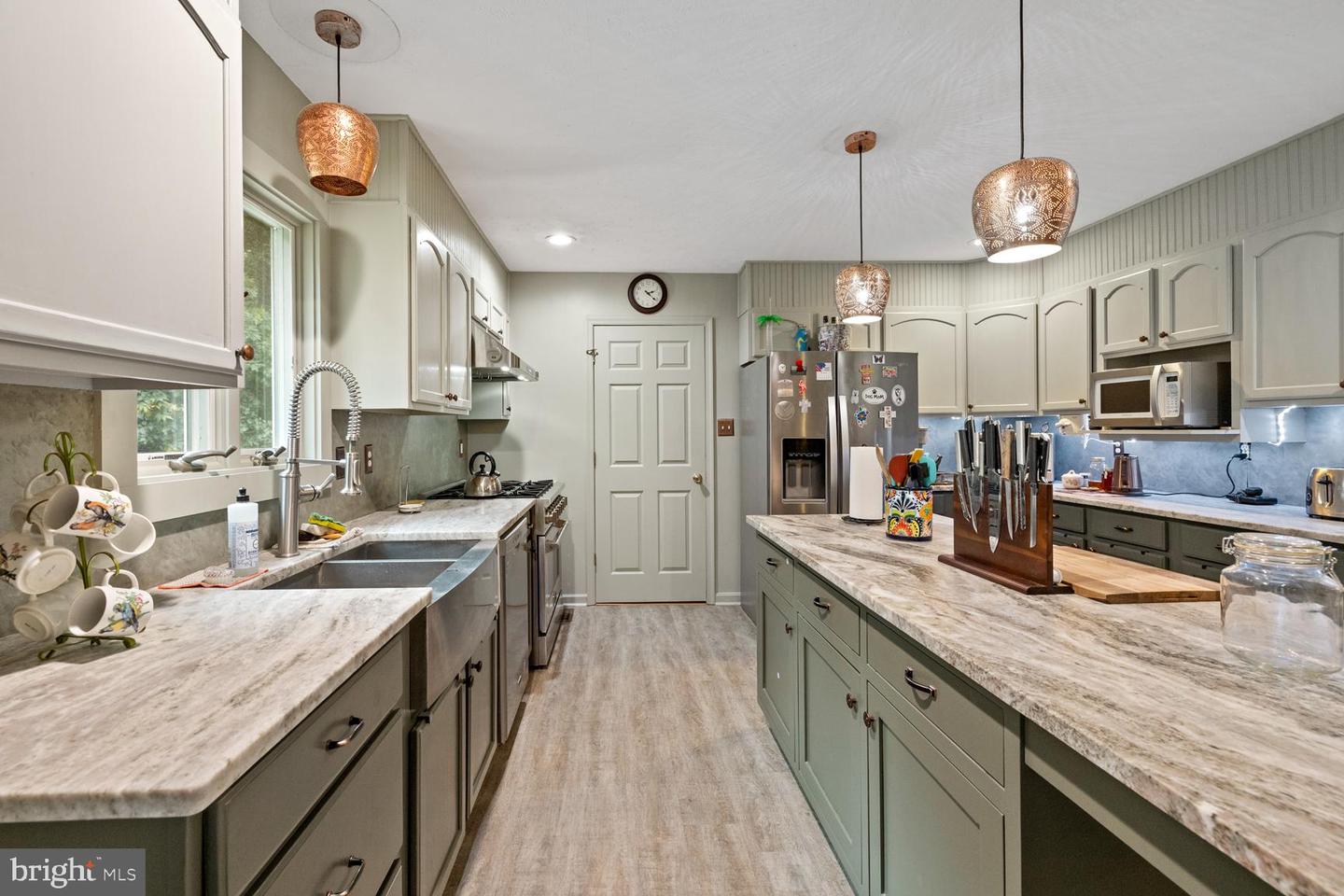 2891 SAUMSVILLE RD, MAURERTOWN, Virginia 22644, 4 Bedrooms Bedrooms, ,5 BathroomsBathrooms,Residential,For sale,2891 SAUMSVILLE RD,VASH2012650 MLS # VASH2012650