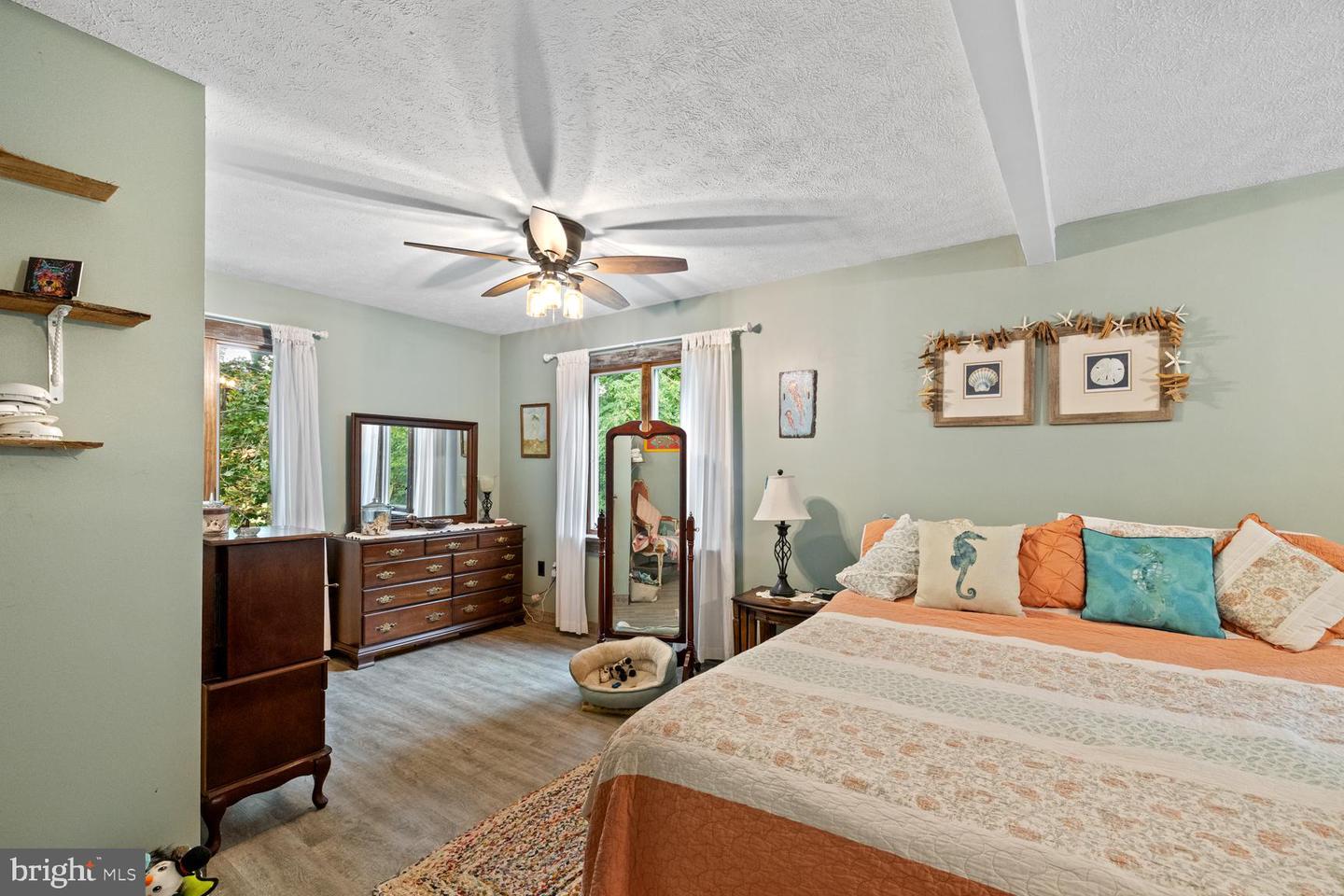 2891 SAUMSVILLE RD, MAURERTOWN, Virginia 22644, 4 Bedrooms Bedrooms, ,5 BathroomsBathrooms,Residential,For sale,2891 SAUMSVILLE RD,VASH2012650 MLS # VASH2012650