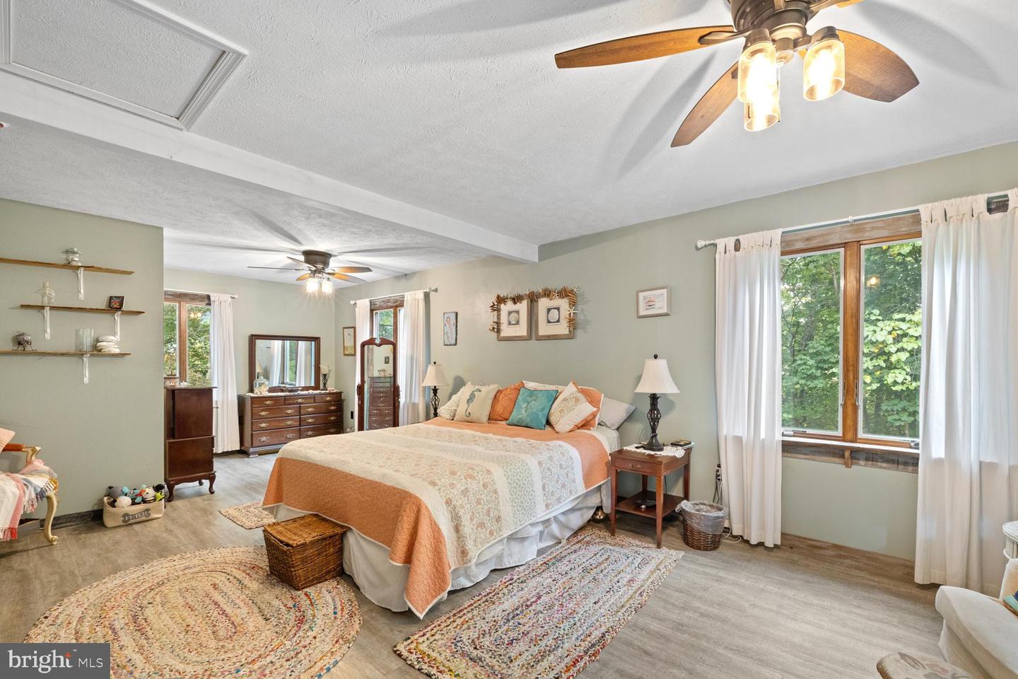 2891 SAUMSVILLE RD, MAURERTOWN, Virginia 22644, 4 Bedrooms Bedrooms, ,5 BathroomsBathrooms,Residential,For sale,2891 SAUMSVILLE RD,VASH2012650 MLS # VASH2012650