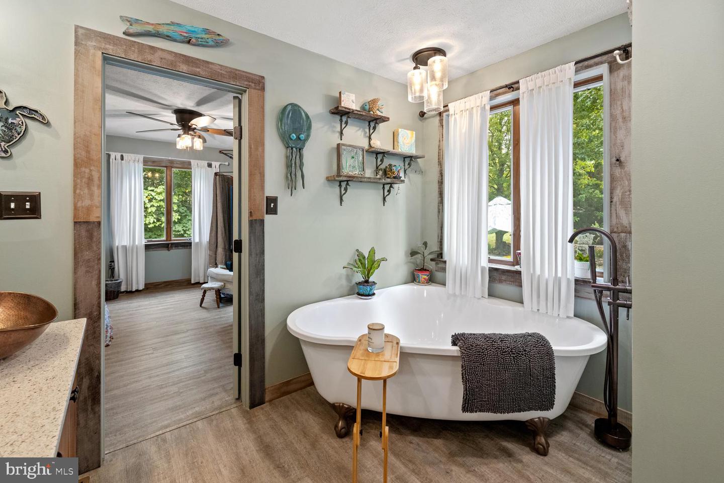 2891 SAUMSVILLE RD, MAURERTOWN, Virginia 22644, 4 Bedrooms Bedrooms, ,5 BathroomsBathrooms,Residential,For sale,2891 SAUMSVILLE RD,VASH2012650 MLS # VASH2012650