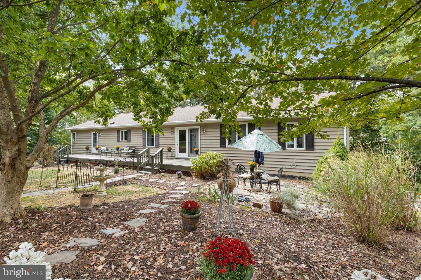 2891 SAUMSVILLE RD, MAURERTOWN, Virginia 22644, 4 Bedrooms Bedrooms, ,5 BathroomsBathrooms,Residential,For sale,2891 SAUMSVILLE RD,VASH2012650 MLS # VASH2012650