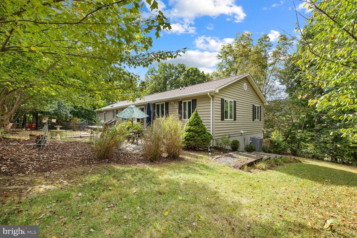 2891 SAUMSVILLE RD, MAURERTOWN, Virginia 22644, 4 Bedrooms Bedrooms, ,5 BathroomsBathrooms,Residential,For sale,2891 SAUMSVILLE RD,VASH2012650 MLS # VASH2012650