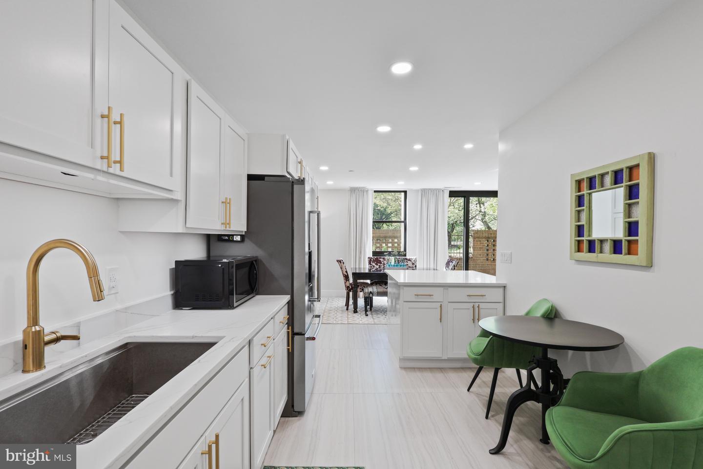 1016 S WAYNE ST #T-12, ARLINGTON, Virginia 22204, 1 Bedroom Bedrooms, ,1 BathroomBathrooms,Residential,For sale,1016 S WAYNE ST #T-12,VAAR2064294 MLS # VAAR2064294