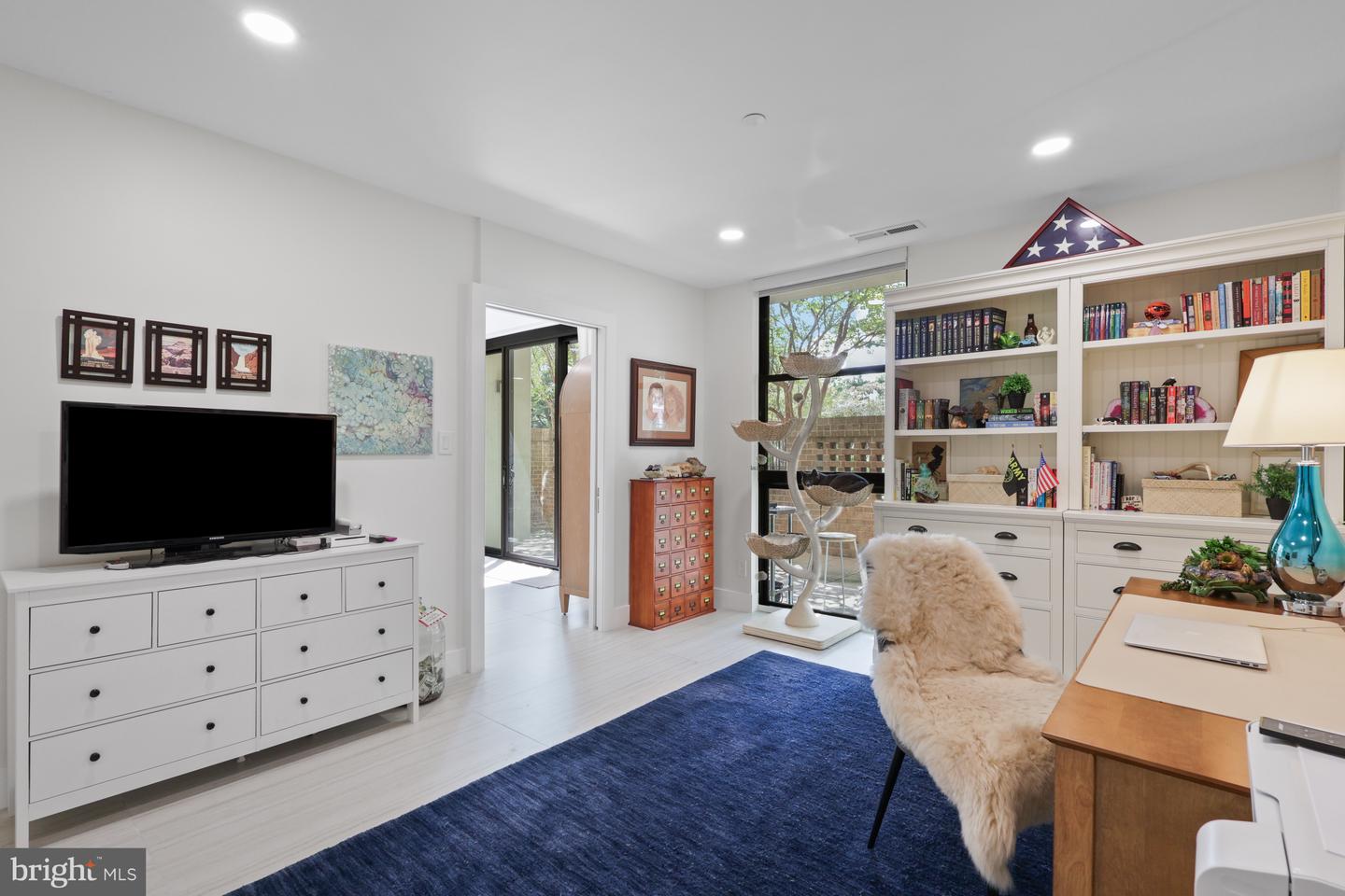 1016 S WAYNE ST #T-12, ARLINGTON, Virginia 22204, 1 Bedroom Bedrooms, ,1 BathroomBathrooms,Residential,For sale,1016 S WAYNE ST #T-12,VAAR2064294 MLS # VAAR2064294