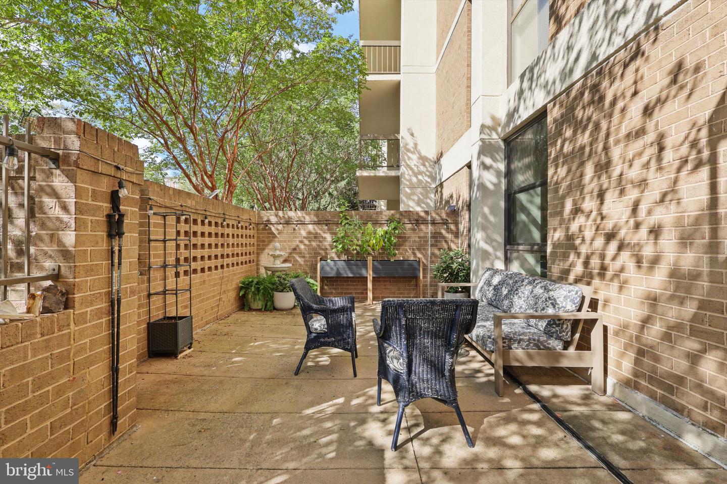 1016 S WAYNE ST #T-12, ARLINGTON, Virginia 22204, 1 Bedroom Bedrooms, ,1 BathroomBathrooms,Residential,For sale,1016 S WAYNE ST #T-12,VAAR2064294 MLS # VAAR2064294