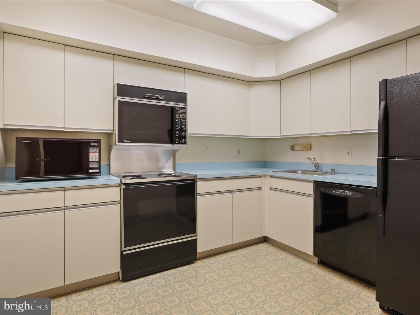 1016 S WAYNE ST #T-12, ARLINGTON, Virginia 22204, 1 Bedroom Bedrooms, ,1 BathroomBathrooms,Residential,For sale,1016 S WAYNE ST #T-12,VAAR2064294 MLS # VAAR2064294