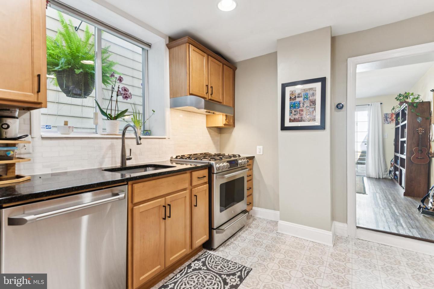51 P ST NW, WASHINGTON, District Of Columbia 20001, 3 Bedrooms Bedrooms, ,2 BathroomsBathrooms,Residential,For sale,51 P ST NW,DCDC2224828 MLS # DCDC2224828