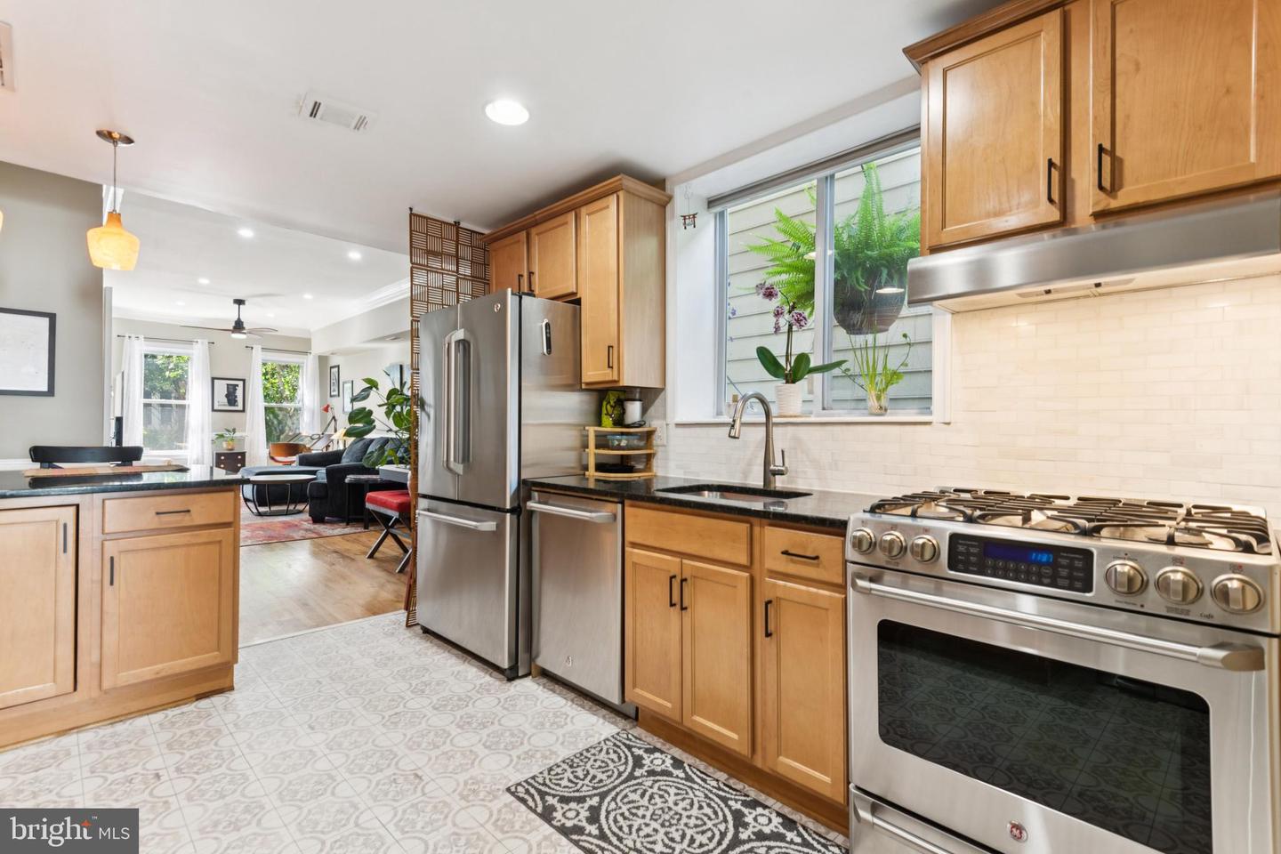 51 P ST NW, WASHINGTON, District Of Columbia 20001, 3 Bedrooms Bedrooms, ,2 BathroomsBathrooms,Residential,For sale,51 P ST NW,DCDC2224828 MLS # DCDC2224828