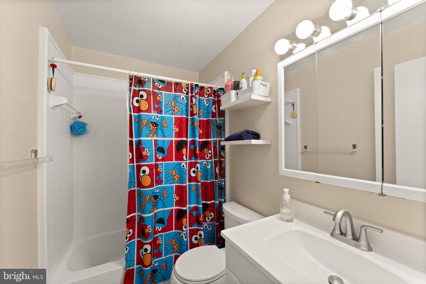 7719 DURER CT, SPRINGFIELD, Virginia 22153, 3 Bedrooms Bedrooms, ,1 BathroomBathrooms,Residential,For sale,7719 DURER CT,VAFX2269964 MLS # VAFX2269964