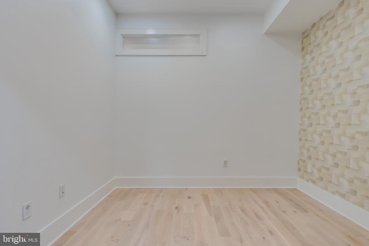 820 KENNEDY ST NW #4, WASHINGTON, District Of Columbia 20011, 3 Bedrooms Bedrooms, ,3 BathroomsBathrooms,Residential,For sale,820 KENNEDY ST NW #4,DCDC2224848 MLS # DCDC2224848