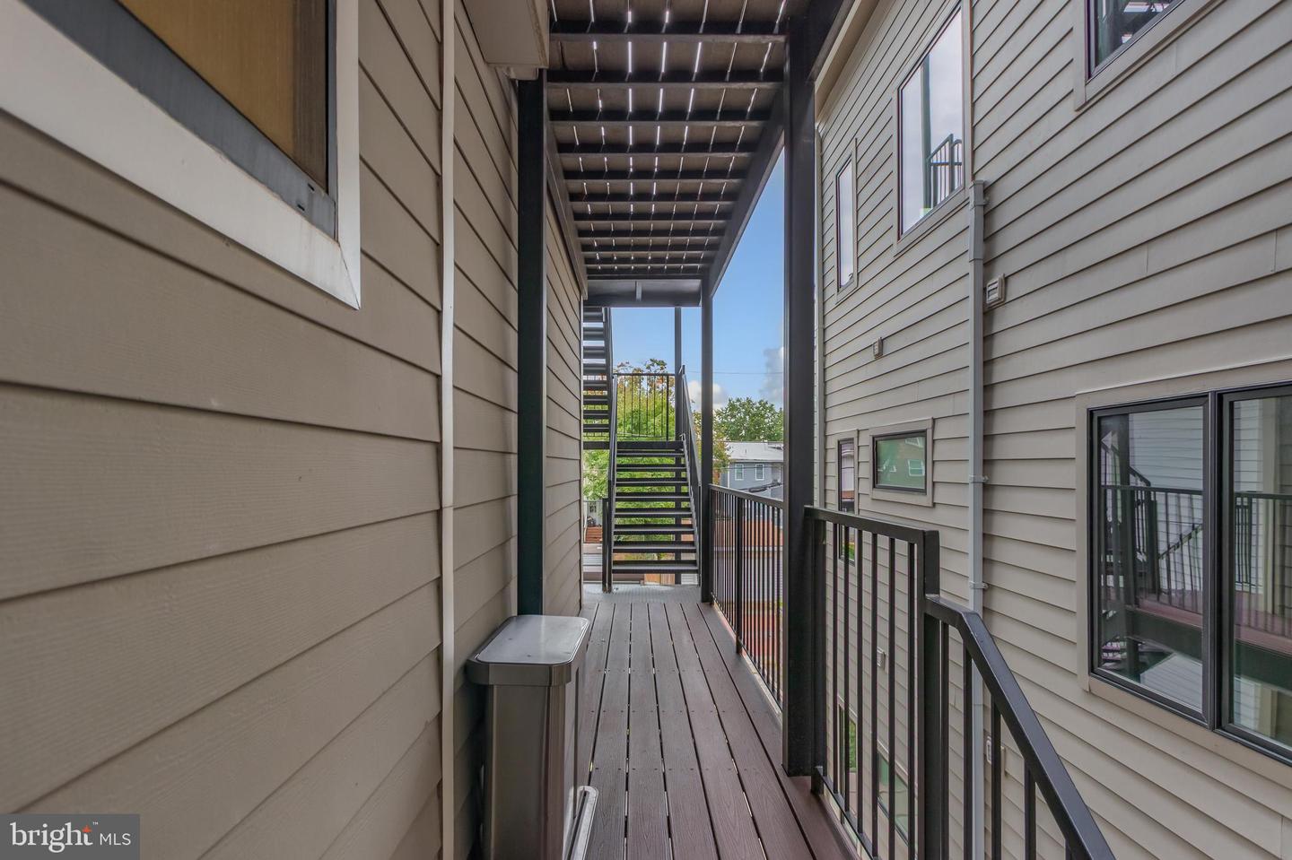 820 KENNEDY ST NW #4, WASHINGTON, District Of Columbia 20011, 3 Bedrooms Bedrooms, ,3 BathroomsBathrooms,Residential,For sale,820 KENNEDY ST NW #4,DCDC2224848 MLS # DCDC2224848