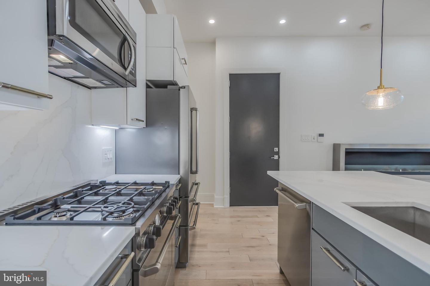820 KENNEDY ST NW #4, WASHINGTON, District Of Columbia 20011, 3 Bedrooms Bedrooms, ,3 BathroomsBathrooms,Residential,For sale,820 KENNEDY ST NW #4,DCDC2224848 MLS # DCDC2224848