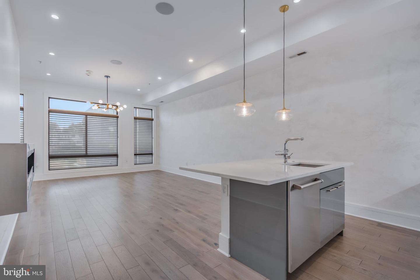 820 KENNEDY ST NW #4, WASHINGTON, District Of Columbia 20011, 3 Bedrooms Bedrooms, ,3 BathroomsBathrooms,Residential,For sale,820 KENNEDY ST NW #4,DCDC2224848 MLS # DCDC2224848